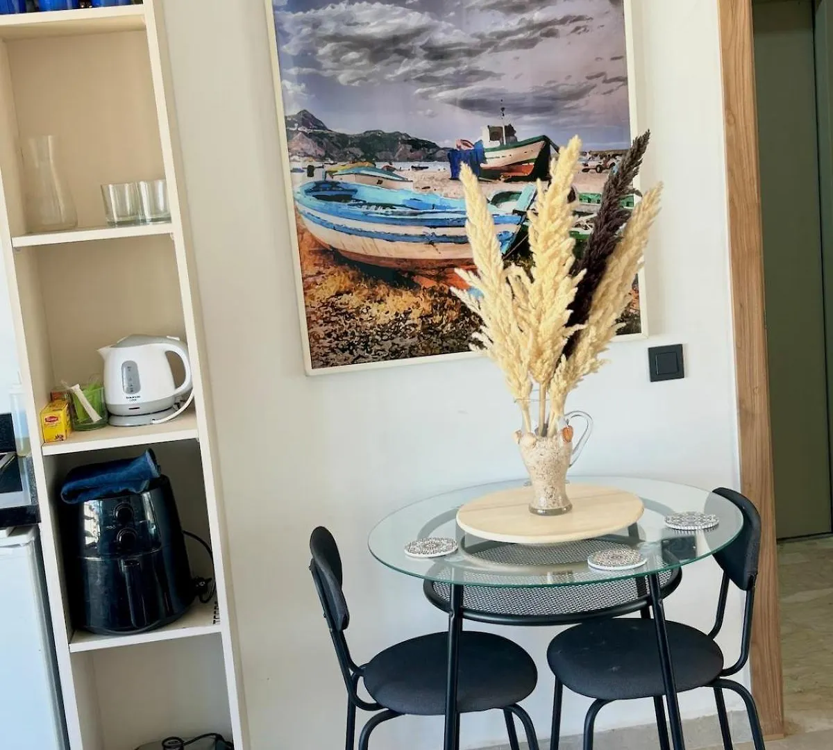 Nouveau Penthouse En Plein Centre De Casa Касабланка 0*,